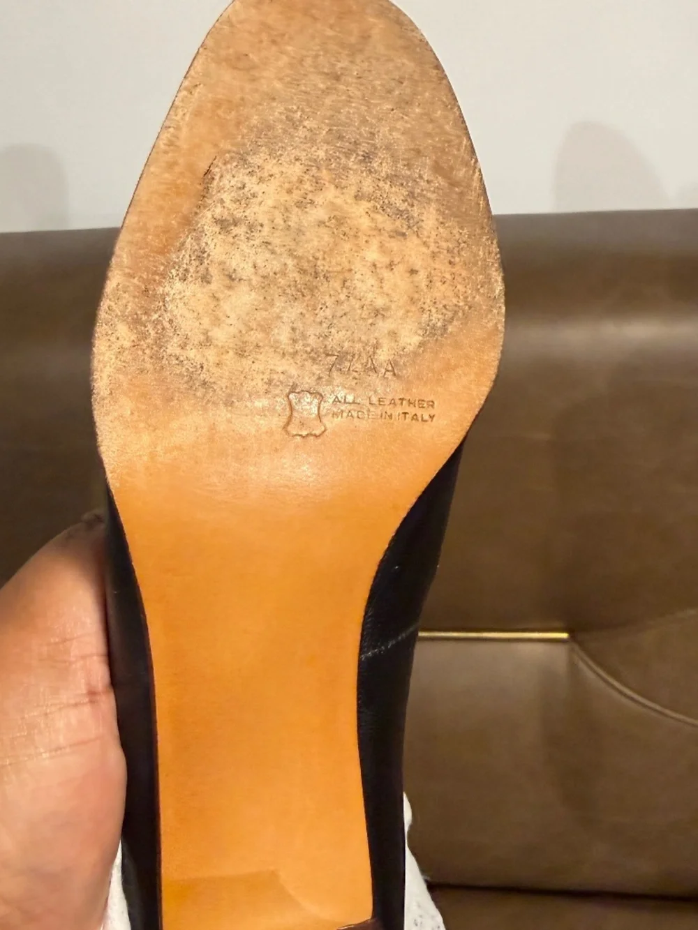 Amalfi by Rangoni Italy Black Leather Kitten Heel Pumps 7.5A Vintage Chic